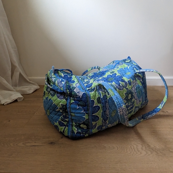 Vera Bradley Duffle Bag - Picture 1 of 4